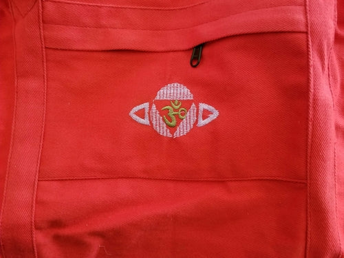 Alabaster Chakra Yoga Kit Bag for sports and outdoors, featuring a spacious design and vibrant chakra-inspired patterns.