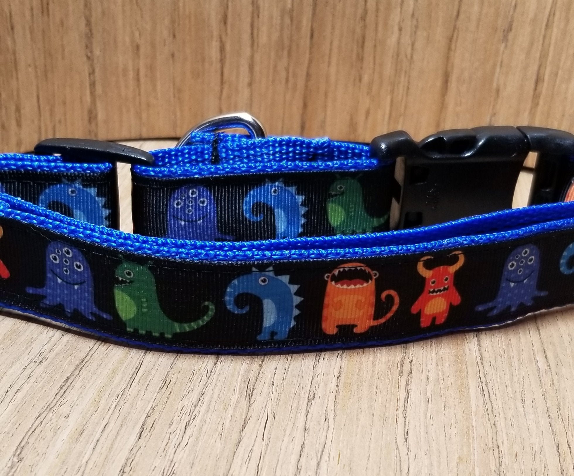 Large green Monster-themed pet leash by Green Thalassa, featuring colorful monster designs on durable leash material.