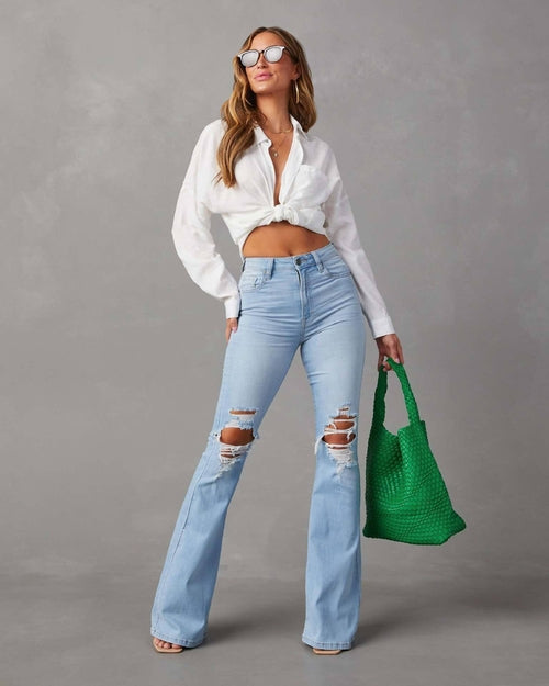 Carmine Juneberry UrbanEase™ wide-leg jeans for women, showing the relaxed fit and stylish high-rise design on a model.