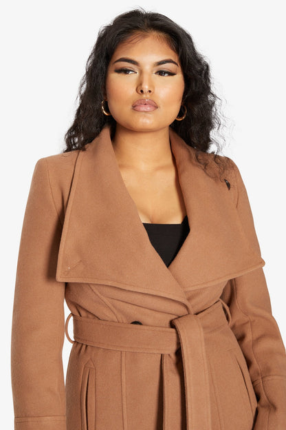 Rose Eleusis waterfall lapel double-breasted duster coat, stylish jacket with flowing design and elegant lapels, front view.