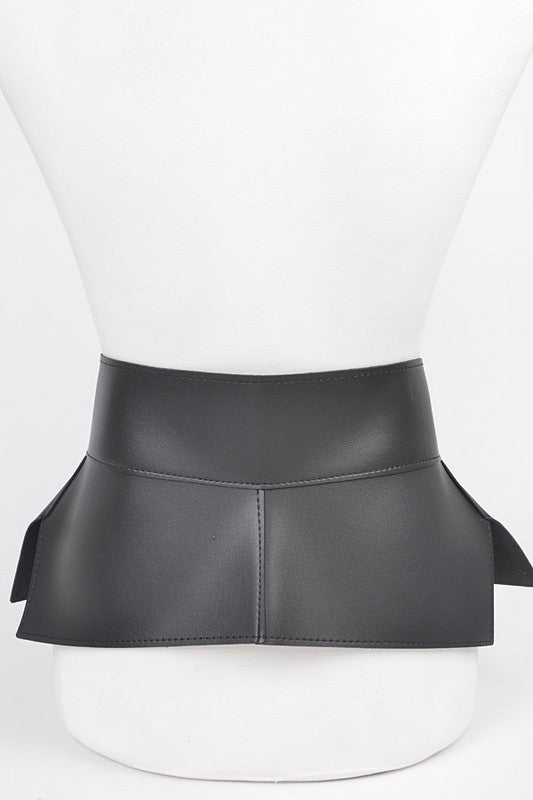 Jade Icarus chain accent faux leather skirt belt with metallic chain detail and black faux leather strap.