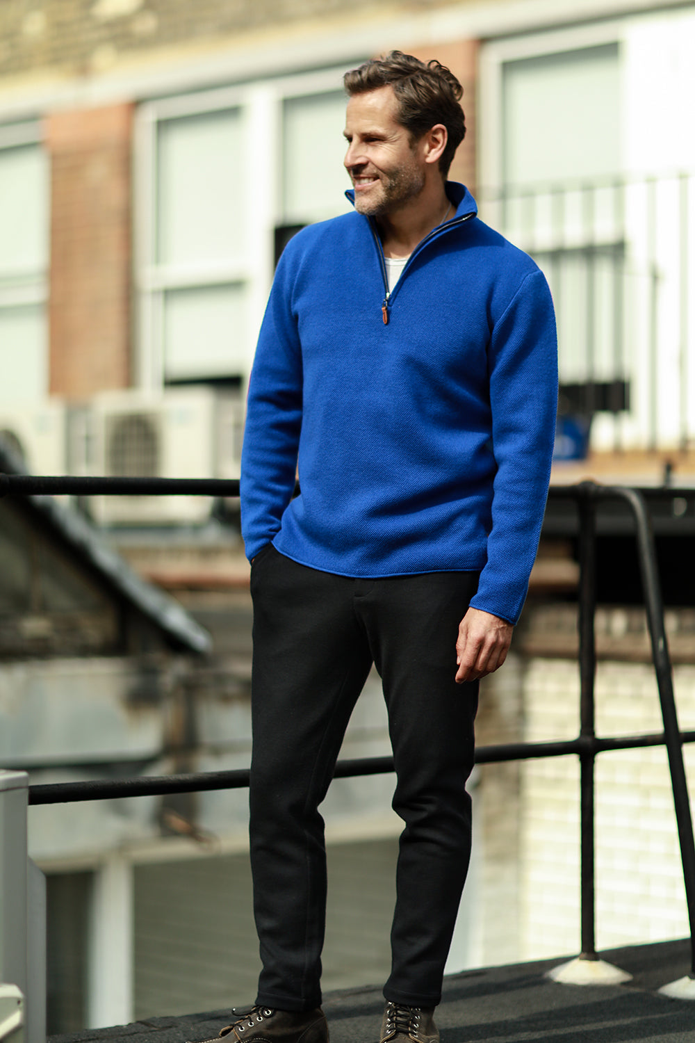 Start2Finish cashmere golf sweater with half-zip, fully lined in soft, luxurious material, ideal for cold weather golf outings.