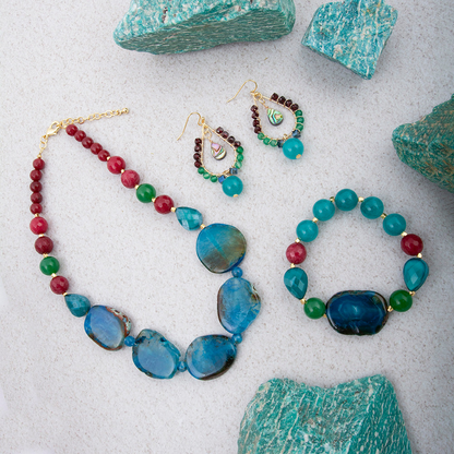 Jeweled blue agate chunky golden necklace with large agate stones and gold chain, stylish jewelry by Start2Finish.