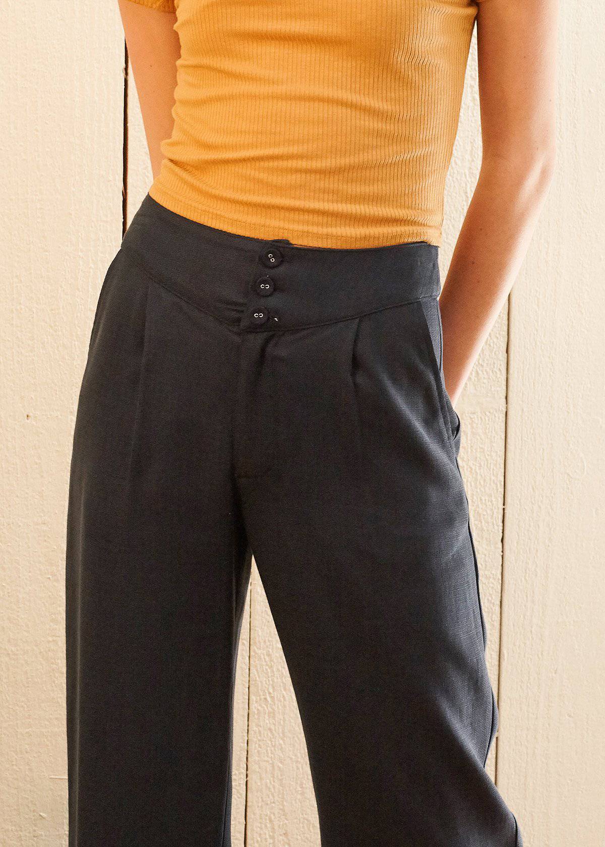 Navy women&