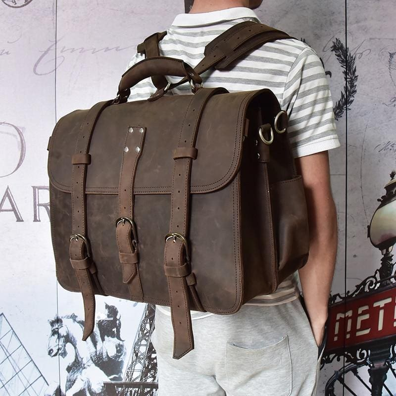 Start2Finish Gustav large vintage leather messenger bag showing front view with adjustable strap and spacious design.
