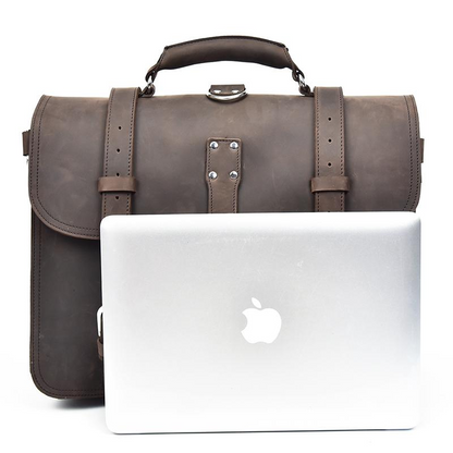 Start2Finish Gustav vintage leather messenger bag with large capacity, featuring a classic design and sturdy leather strap.