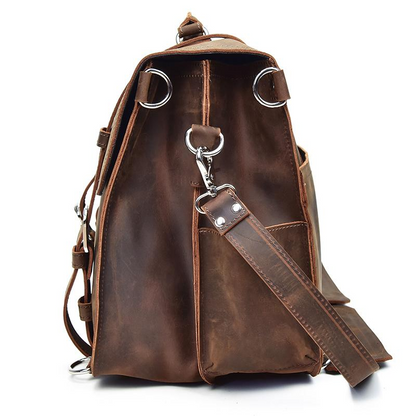 Start2Finish Gustav large vintage leather messenger bag with adjustable strap and spacious interior for accessories and daily essentials.