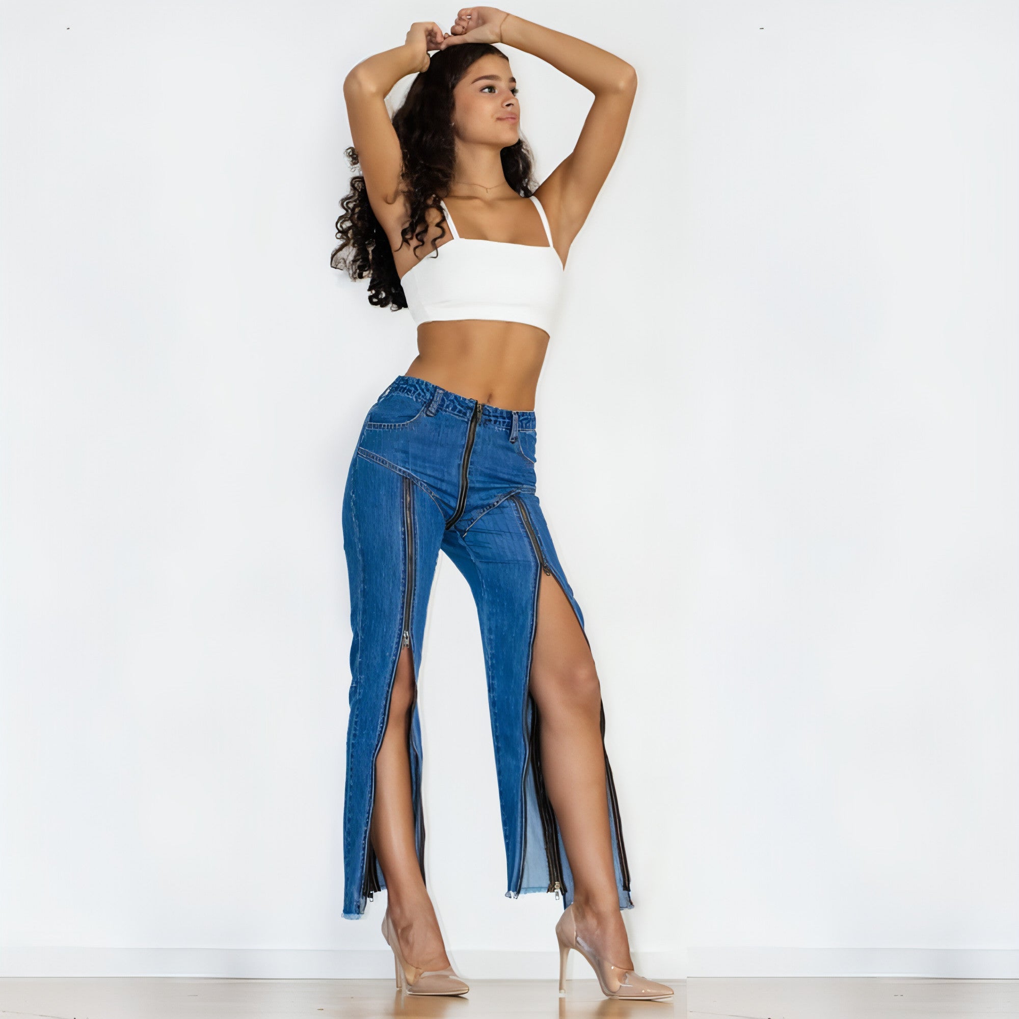 Dark blue UrbanEase™ women’s zipper jeans by Carmine Juneberry, featuring a fitted style and classic denim texture.