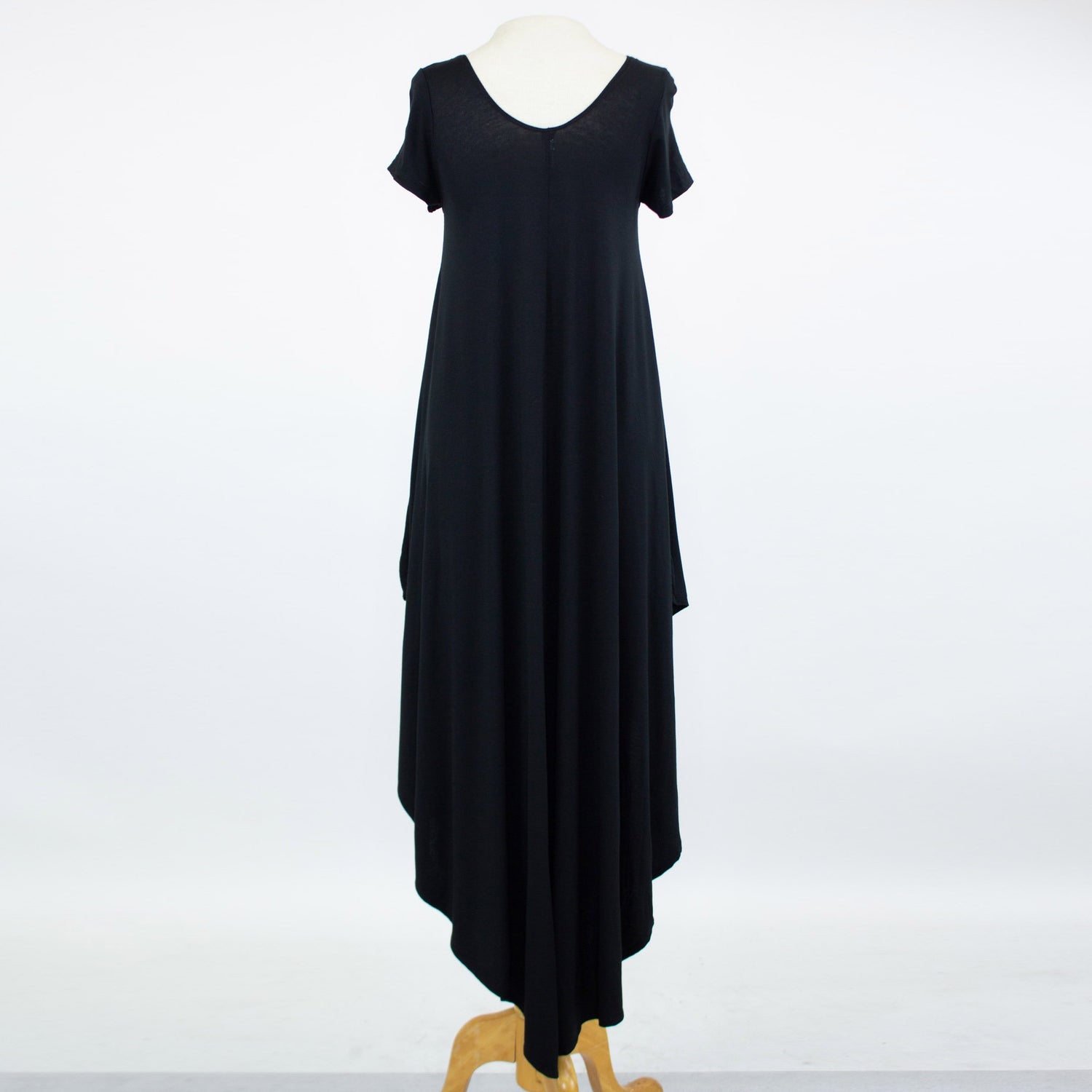Yellow Hera casual maxi dress with side slit, short sleeves, and relaxed fit, perfect for summer or casual outings.
