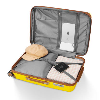 Start2Finish expandable lightweight 4-piece luggage set with double 360° spinner wheels and TSA lock, shown in the image.