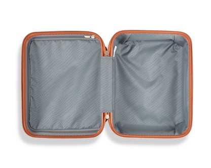 Start2Finish expandable lightweight 4-piece luggage set with double 360° spinner wheels and TSA lock, accessories for travel.
