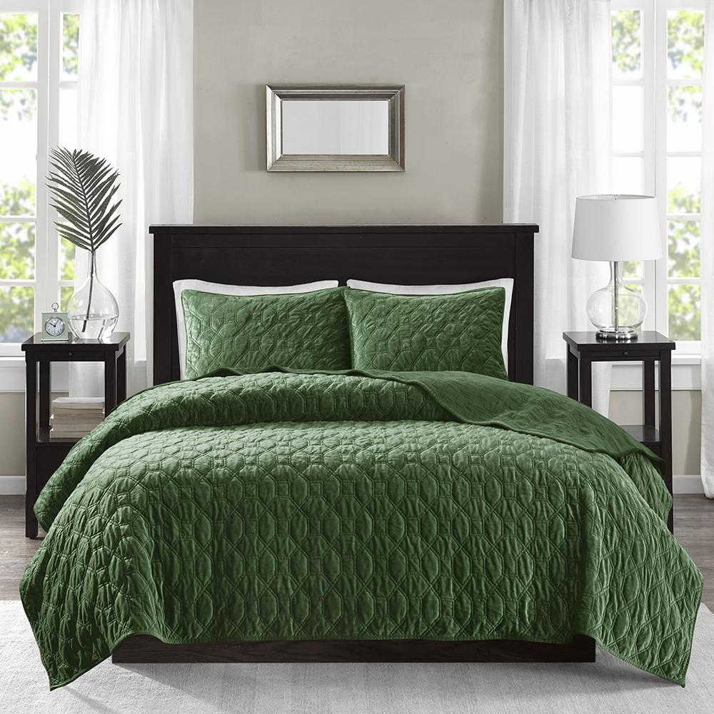 Start2Finish Harper 3-piece velvet quilt set in green, featuring soft fabric and elegant design for cozy bedroom decor.