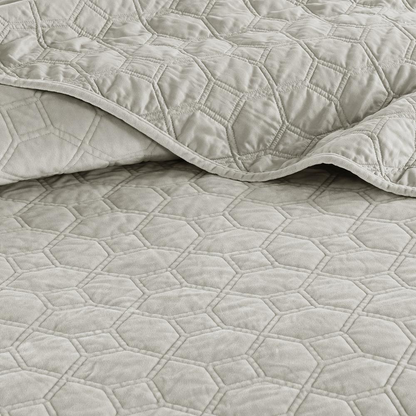 Harper 3-piece velvet quilt set in ivory by Start2Finish, featuring a soft, plush quilt and matching pillow shams.