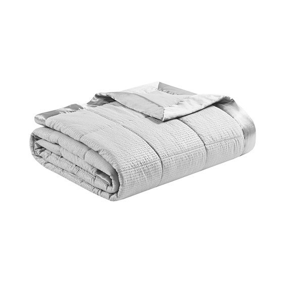 Start2Finish oversized down alternative bedding blanket with satin trim, soft and plush for cozy bedroom decor.