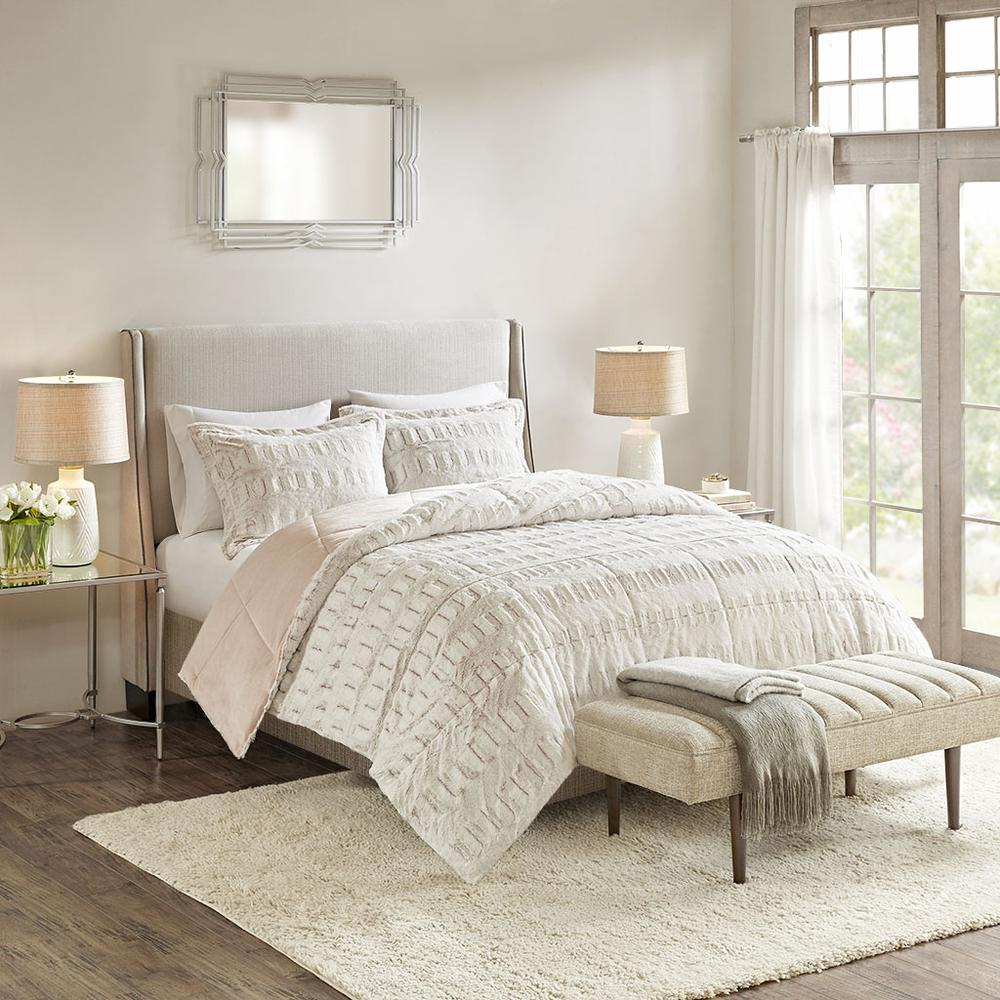 Start2Finish back print long fur comforter mini set with plush fur texture and decorative printed design on the comforter.