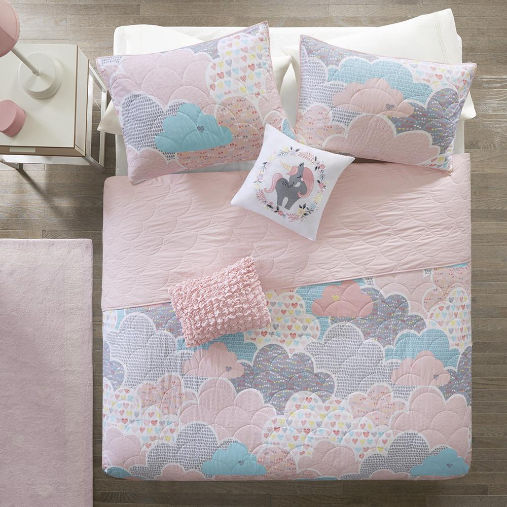 Reversible cotton quilt set with matching throw pillows from Start2Finish, featuring a cozy, stylish design in soft fabric.