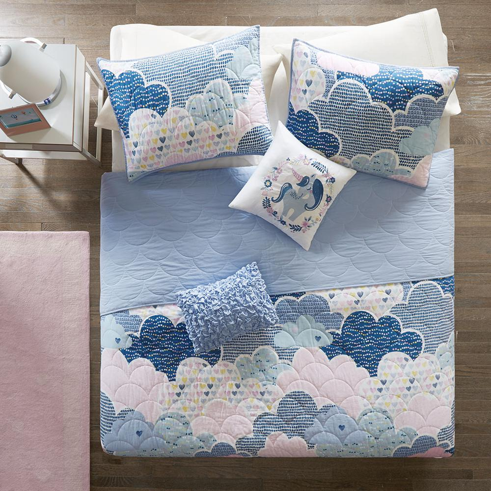 Reversible cotton quilt set with matching throw pillows, Start2Finish bedding in a cozy, stylish design for bedroom decor.