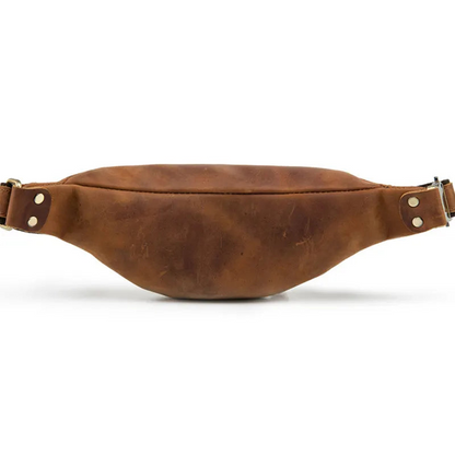 Start2Finish Wagner leather waist bag with full grain leather, compact fanny pack with adjustable strap and multiple compartments.