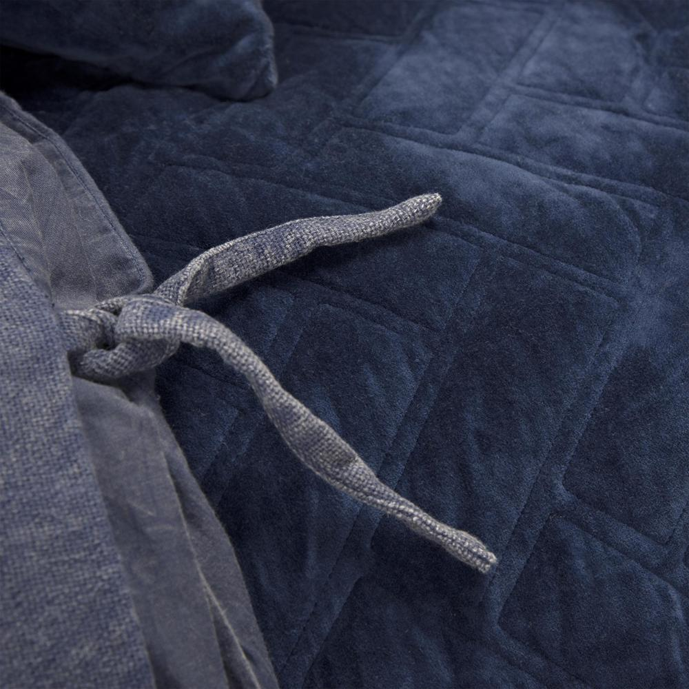 Start2Finish Donny Osmond quilt in large 106x92 inches with a colorful, patterned fabric design for cozy bedding.
