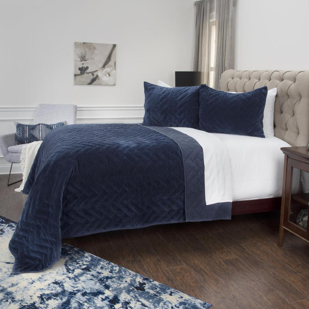 Large Donny Osmond quilt by Start2Finish featuring a detailed, colorful design in a 106x92 inch size.