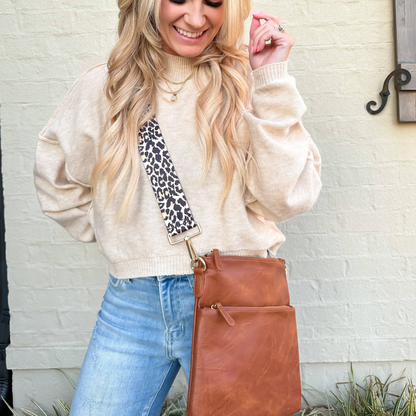 Start2Finish Chloe crossbody bag with adjustable strap, showcasing its stylish accessory design and versatile strap options.