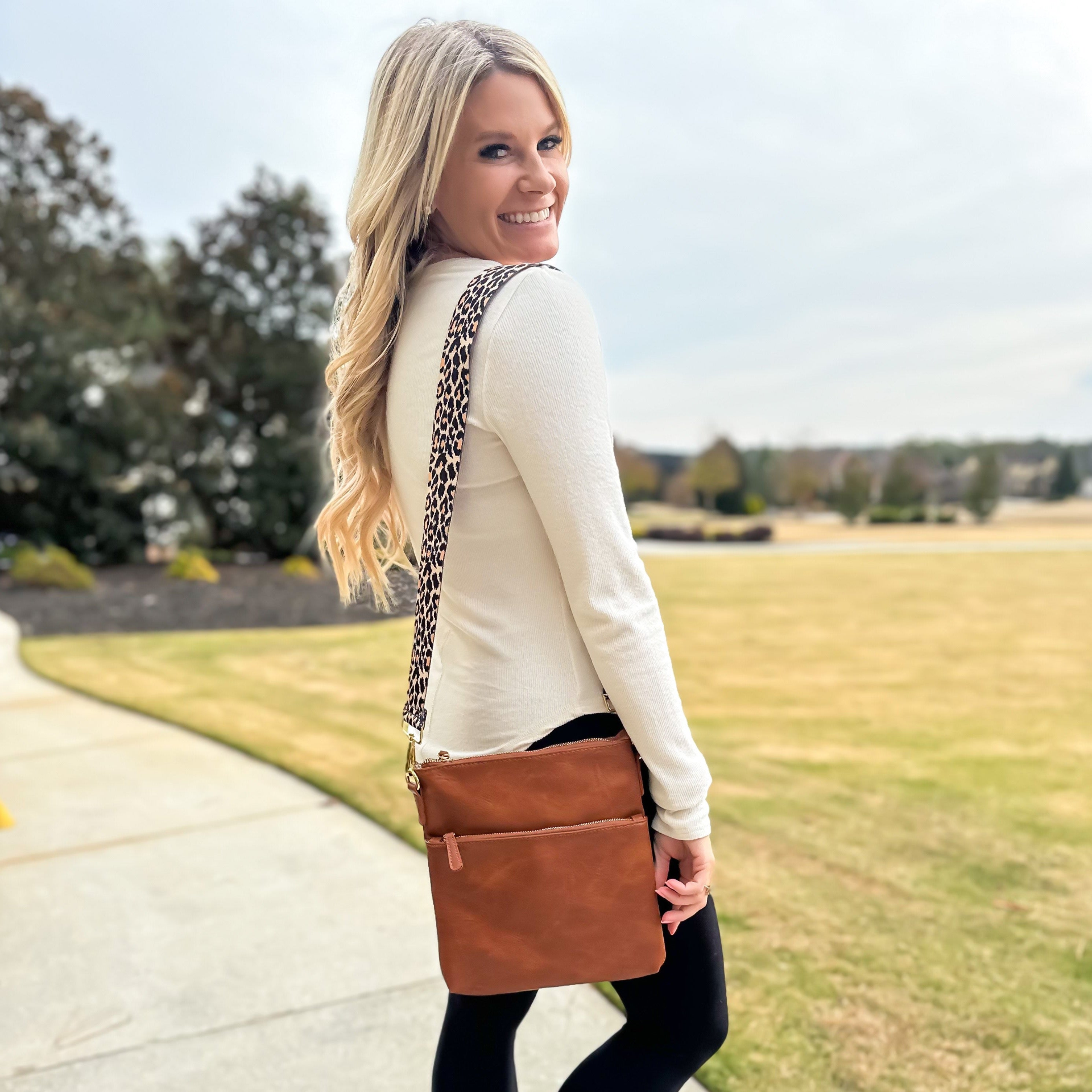Start2Finish Chloe Crossbody accessory with adjustable strap, versatile bag featuring multiple strap options and compact design.
