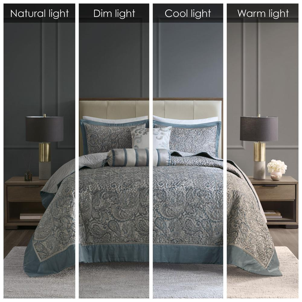 Start2Finish 5-piece jacquard bedspread set with matching throw pillows, featuring intricate woven patterns in elegant design.