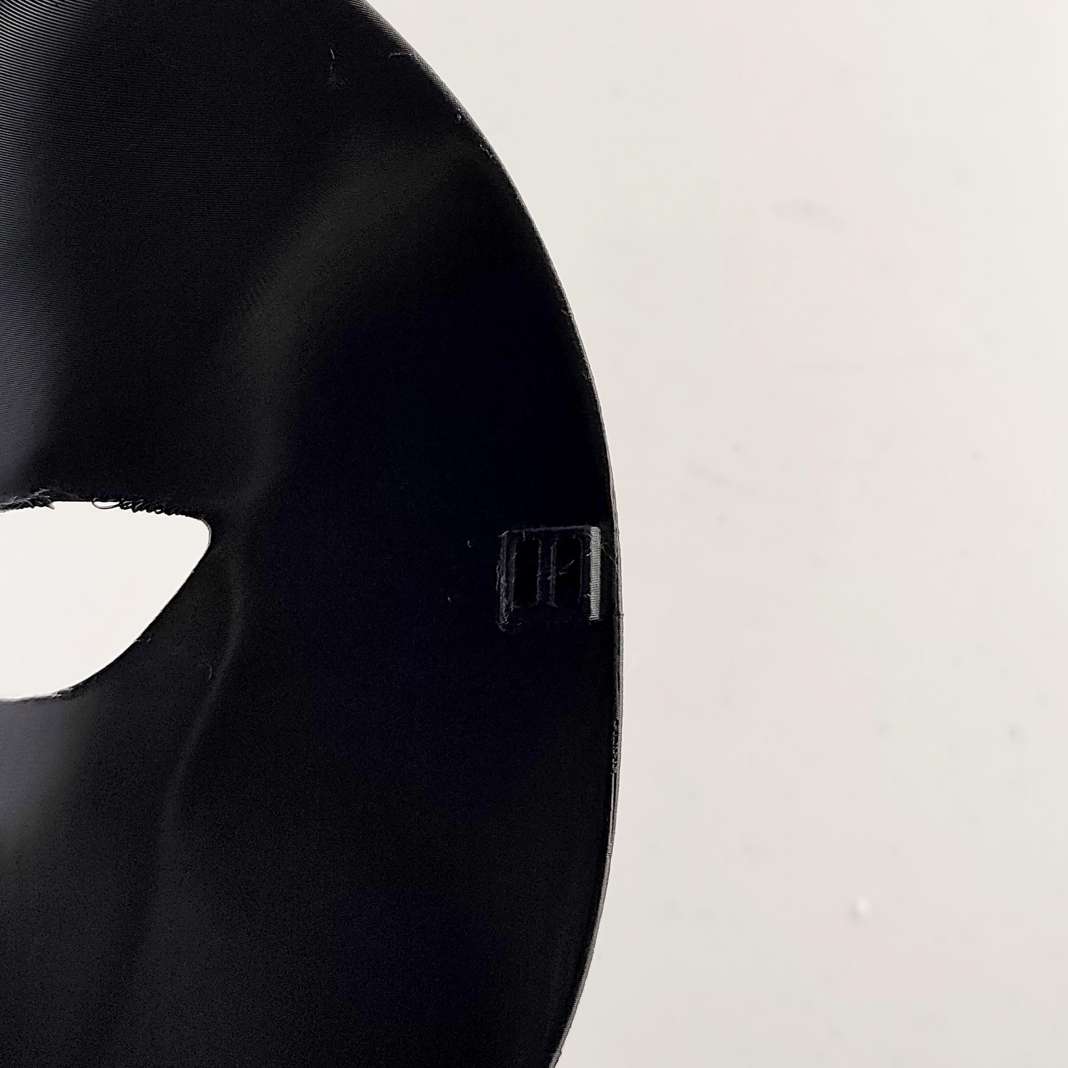 Start2Finish faceless Phantom horror mask featuring a 3D printed stealth assassin design for cosplay and Halloween costumes.