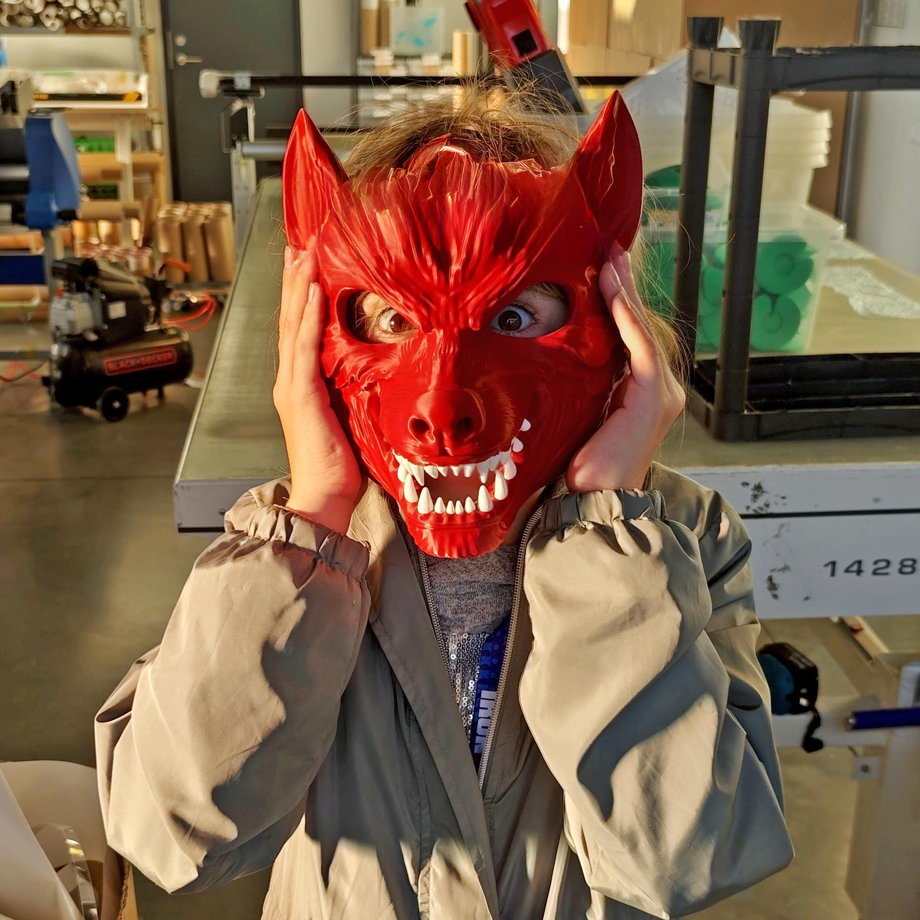 Start2Finish werewolf cosplay mask, 3D printed horror costume mask with detailed wolf features for Halloween or costume events.