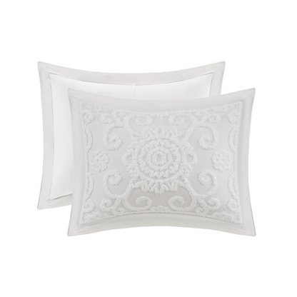 Start2Finish Comforter Mini Bedding Set with soft fabric, featuring a cozy design perfect for a restful night&