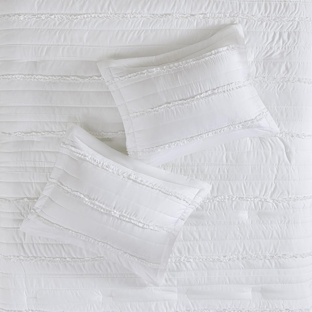 Start2Finish 5-piece bedding comforter set with coordinating pillow shams and decorative accents in a cozy, stylish design.