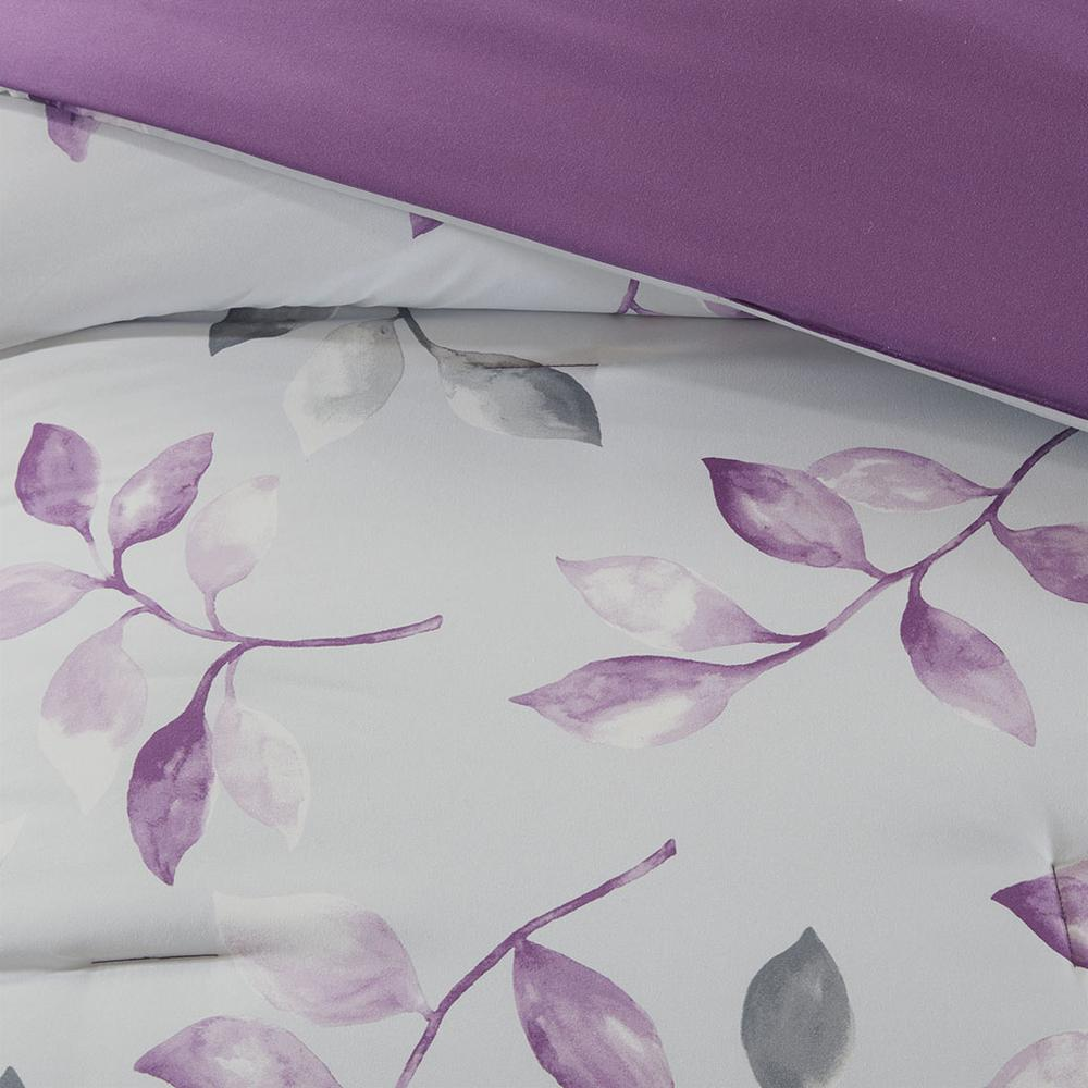 Start2Finish 9-piece bedding set with comforter and cotton bed sheets, featuring a cozy and stylish bedroom ensemble.