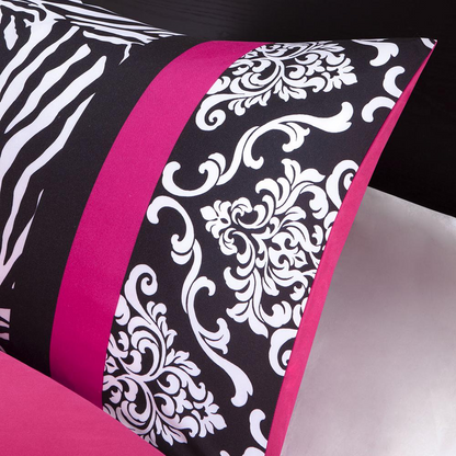 Start2Finish Reagan pink comforter set for bedding, featuring a soft, cozy pink duvet and matching pillow shams.