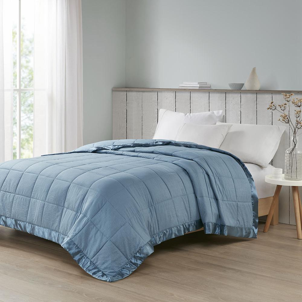 Start2Finish oversized down alternative bedding blanket with satin trim, showcasing its plush fabric and elegant design.