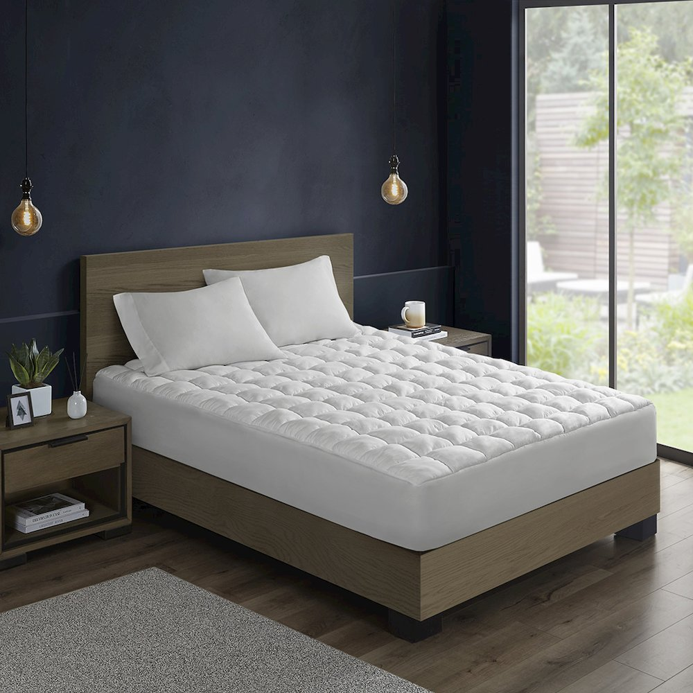 Start2Finish Dream Puff overfilled down alternative mattress pad in white, showcasing soft, plush bedding for extra comfort.