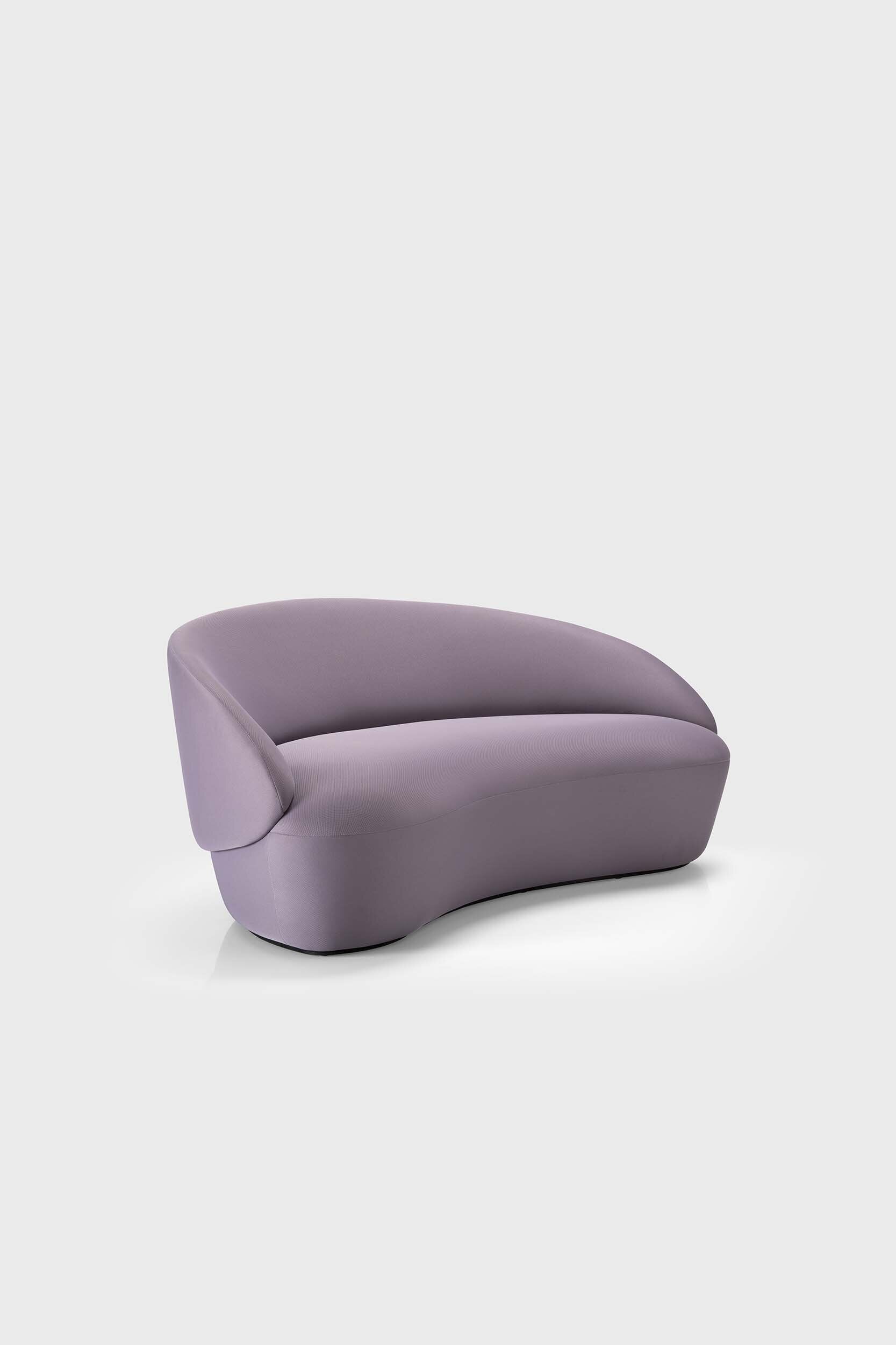 Aquamarine Poppy Naïve 3-seater sofa in neutral fabric with plush cushions and modern design, ideal for living room furniture.