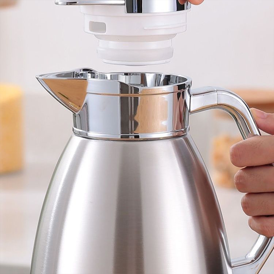 Start2Finish SOGA 1.8L stainless steel insulated vacuum flask for home use, featuring a sleek, durable design with a secure lid.