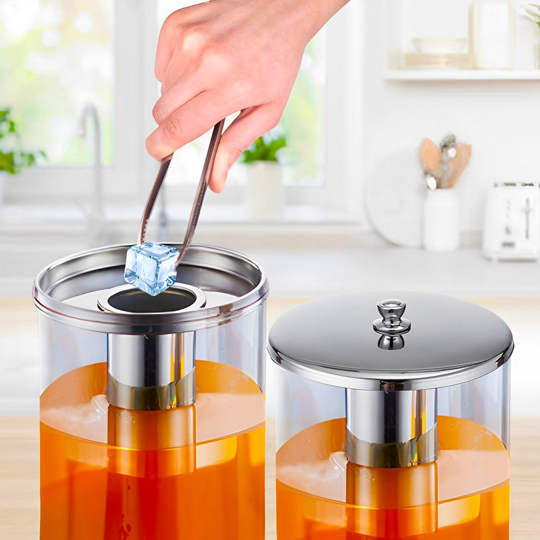 Start2Finish SOGA 1.59-gallon dual dispenser ice cylinder in clear plastic for home use, shown with ice and beverages.