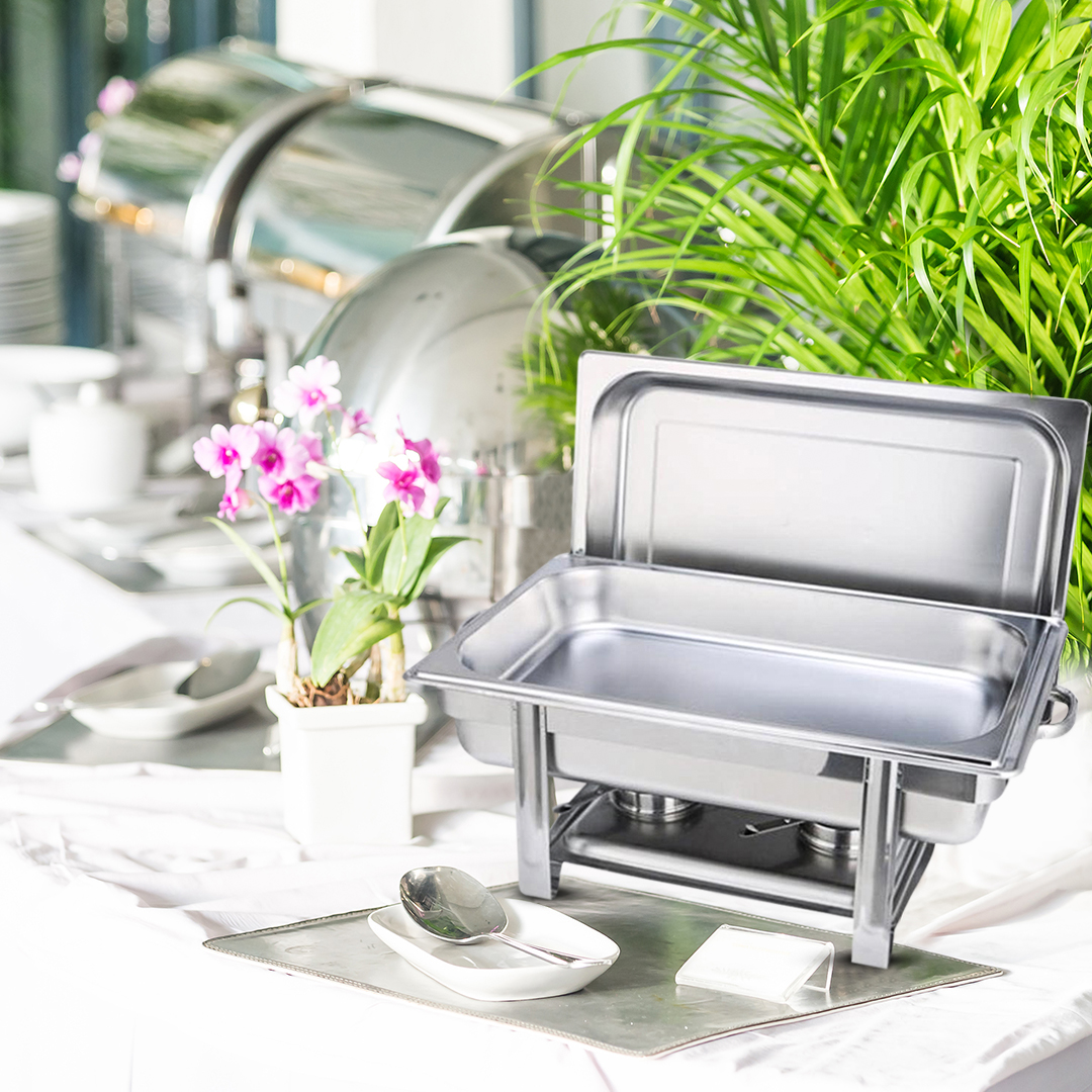 Start2Finish SOGA single tray stainless steel chafing dish with food warmer for catering and home use, featuring a sleek, durable design.