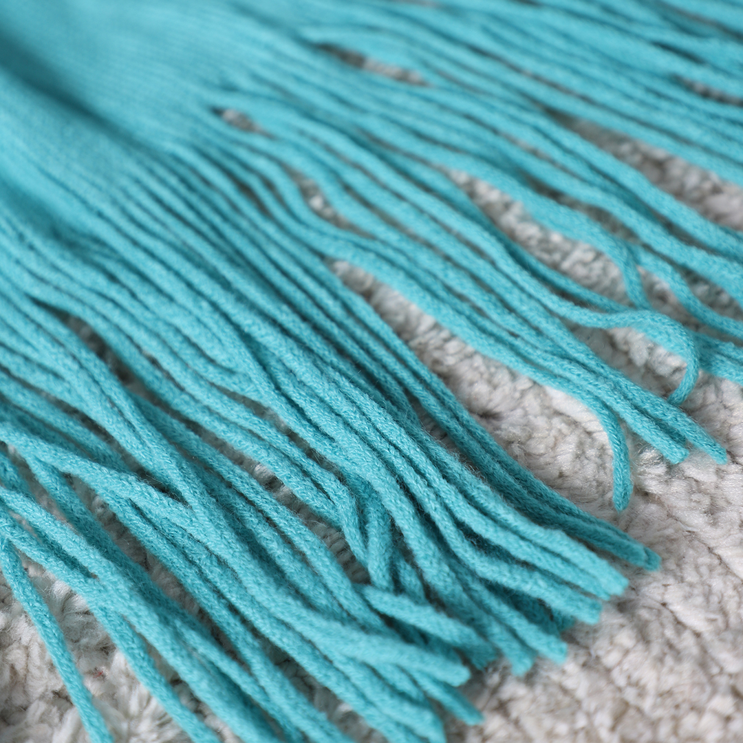 Start2Finish SOGA teal acrylic knitted throw blanket with fringed edges, cozy woven cover for couch or bed home decor.