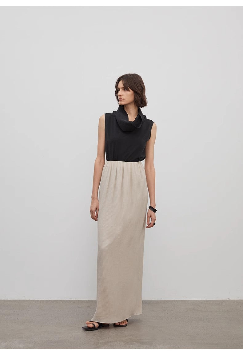 Brown Coeus high-density silk luxury skirt for women, showcasing smooth fabric and elegant design in a fashionable image.