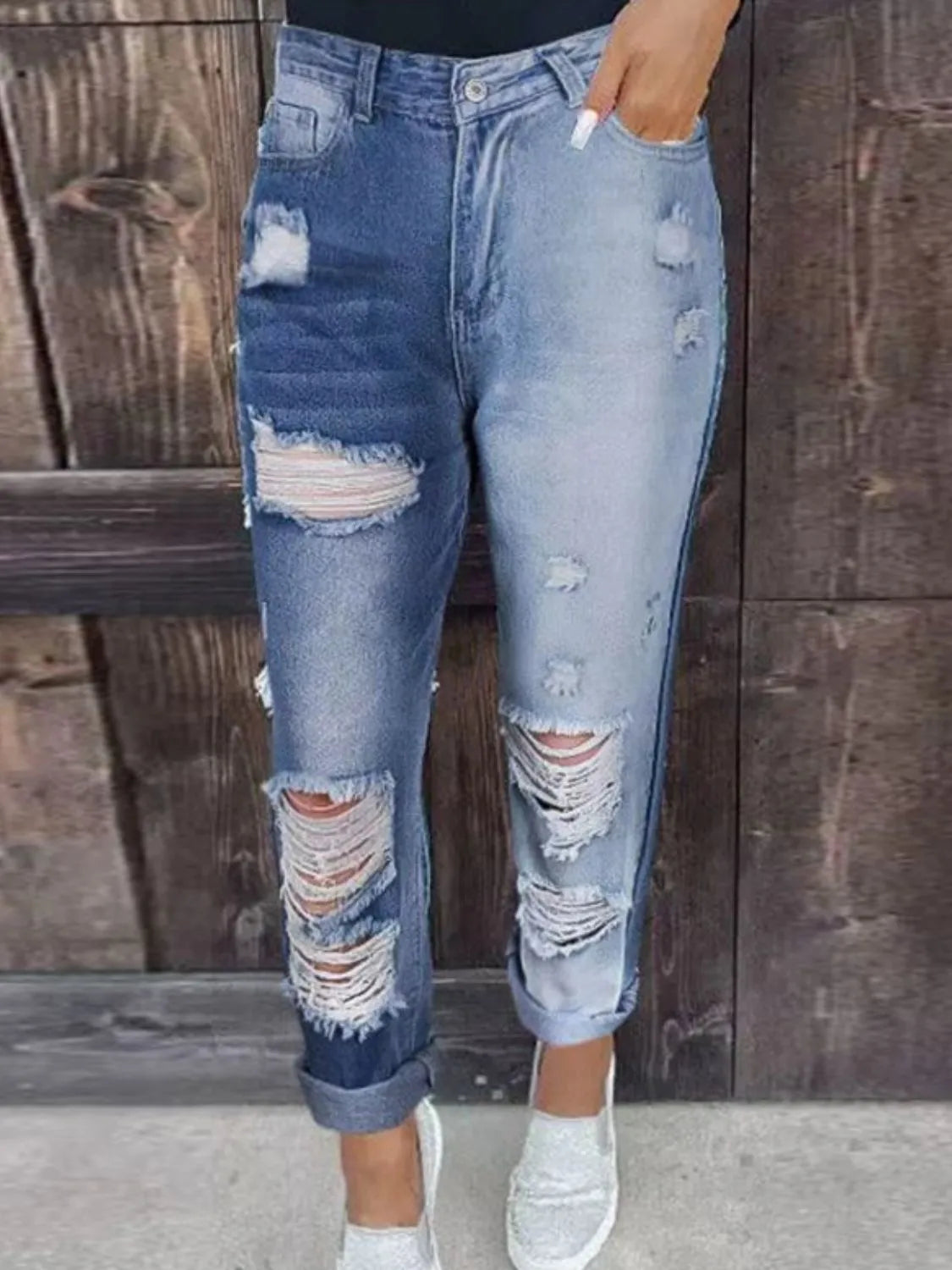 Distressed women&
