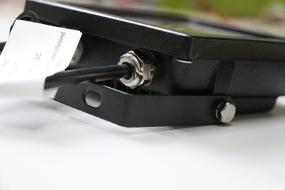 Flood Light/ 12V/ Xconnect