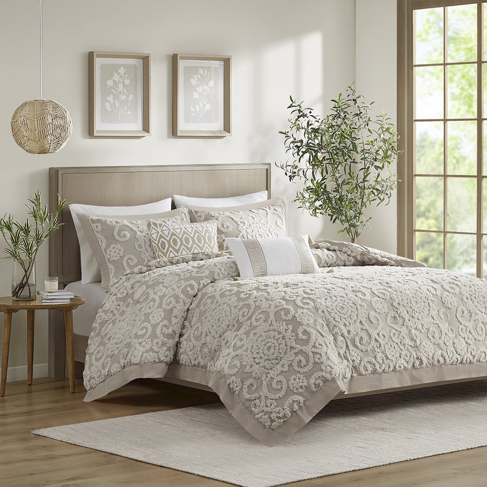 Start2Finish cotton duvet mini set with matching pillowcases, soft and breathable bedding for a comfortable sleep.