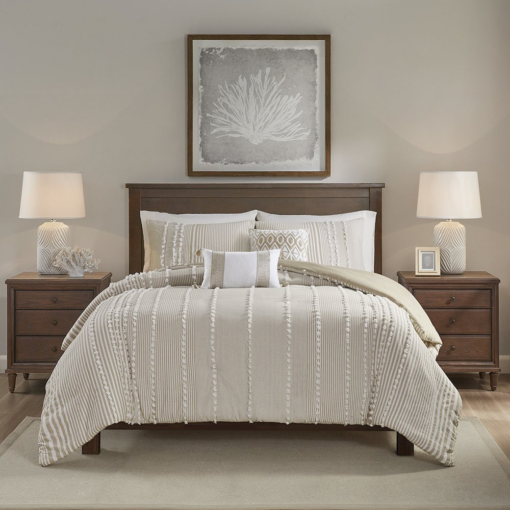 Start2Finish 3-piece cotton yarn-dyed duvet cover set with matching pillowcases, showcasing a soft, woven fabric in a stylish design.