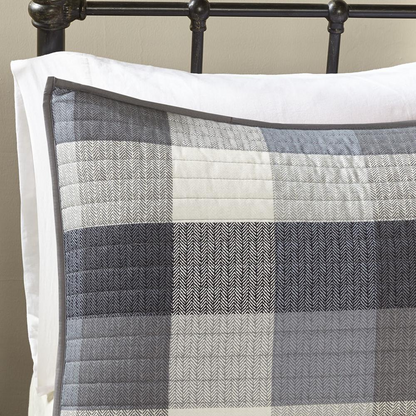 Start2Finish 6-piece printed herringbone quilt bedding set with matching throw pillows, featuring a stylish geometric pattern.
