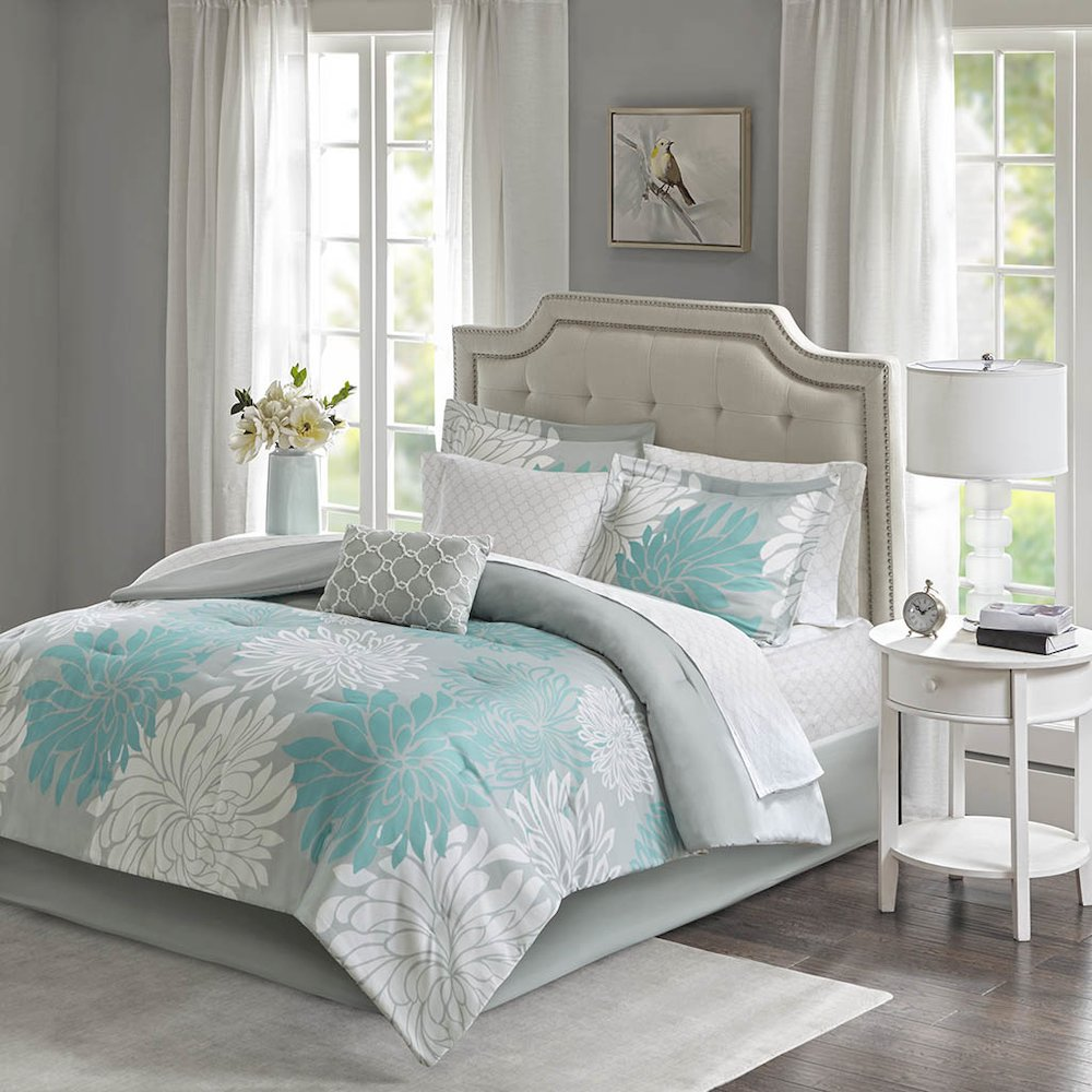 Start2Finish 9-piece bedding comforter set with cotton bed sheets, featuring a cozy, stylish bedspread and matching sheets.