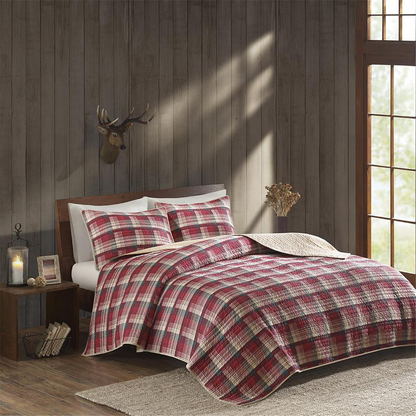 Start2Finish Tasha Quilt Mini Set in vibrant red, featuring a cozy quilt with matching pillow shams for a stylish bedroom look.