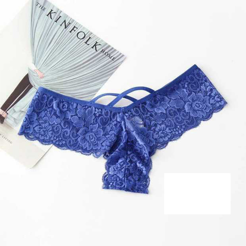 Colorful lace women’s G-string underwear set by Puce Gaia, featuring sexy, delicate lingerie panties with intricate lace details.