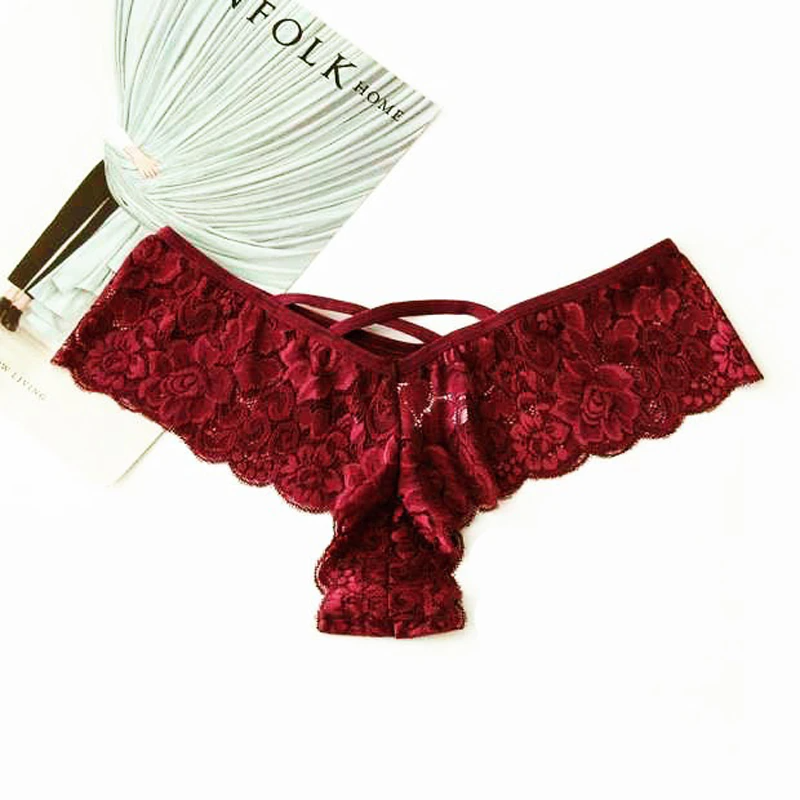 Puce Gaia 4-pack women’s sexy lace lingerie panties set featuring G-string thongs with intricate lace details and comfortable fit.